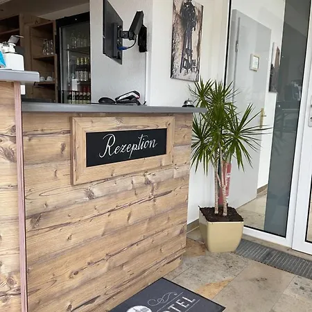 Parkhotel Am Schloss 3*