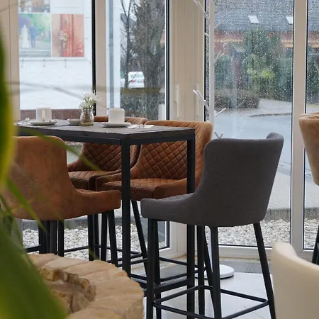 Parkhotel Am Schloss 3*