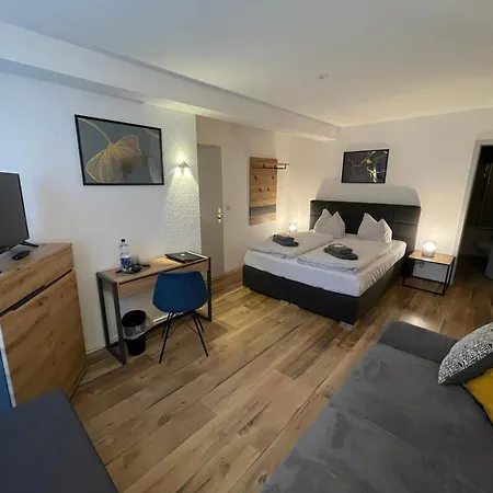 Hotel Parkhotel Am Schloss 3*