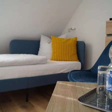 מלון Parkhotel Am Schloss 3*