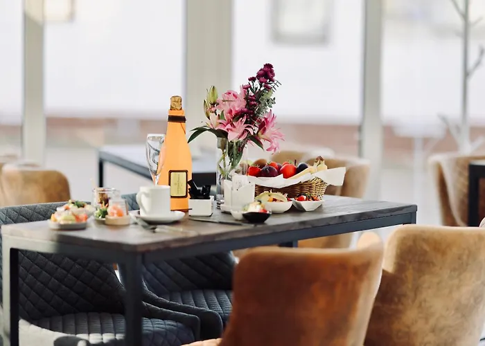 מלון Parkhotel Am Schloss